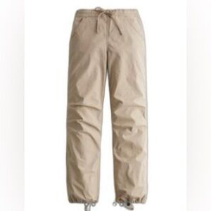 Hollister Ultra High Rise Baggy Parachute Pants